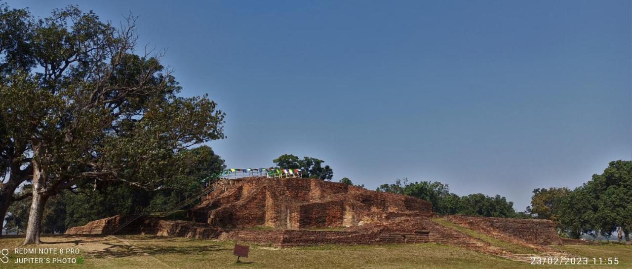 The Lumbini Village Lodge ภายนอก รูปภาพ